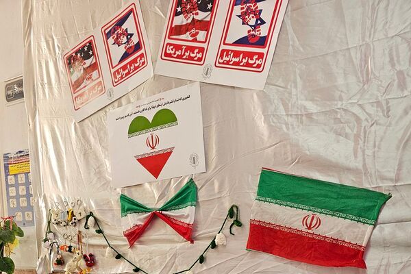 همایش «یاوران انقلاب؛ پیشتازان مقاومت» در دبیرستان دخترانه شهیدوجدانی پاک چهاردانگه 