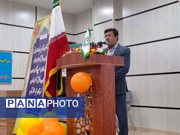  تجلیل از مدیران، مربیان و دانش‌آموزان پیشتاز شهرستان عسلویه