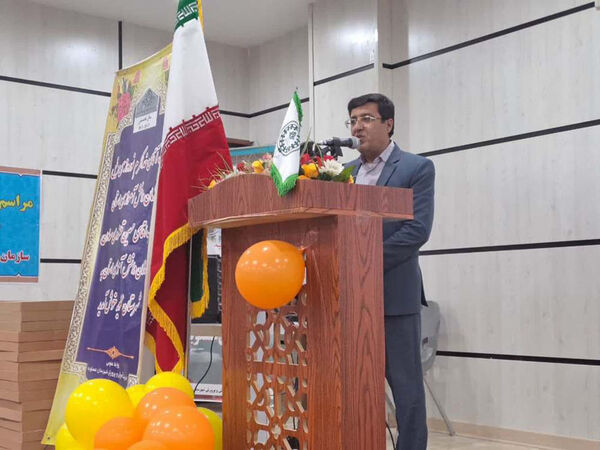  تجلیل از مدیران، مربیان و دانش‌آموزان پیشتاز شهرستان عسلویه