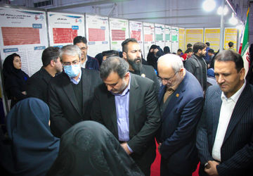 آغاز به‌کار نمایشگاه نوآوری و فناوری کاشان با ارائه دستاوردهای دانش‌آموزی