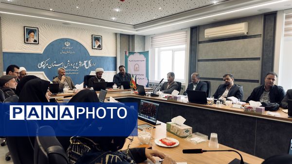 برگزاری اولین دوره‌ی توانمندسازی ‌مدرسان آموزش‌خانواده استان مرکزی با موضوع مهارت‌های دعوت فرزندان به نماز