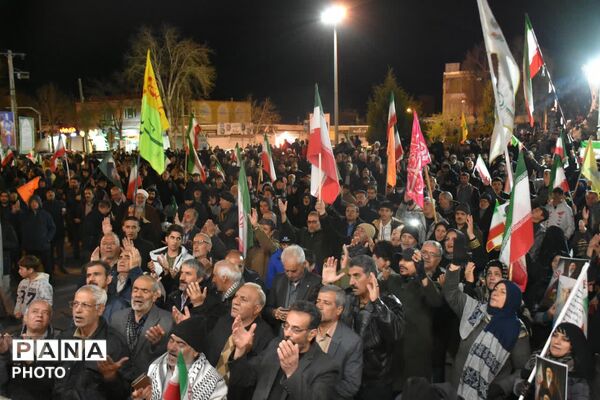 52 شب حضور در میدان به عشق ایران