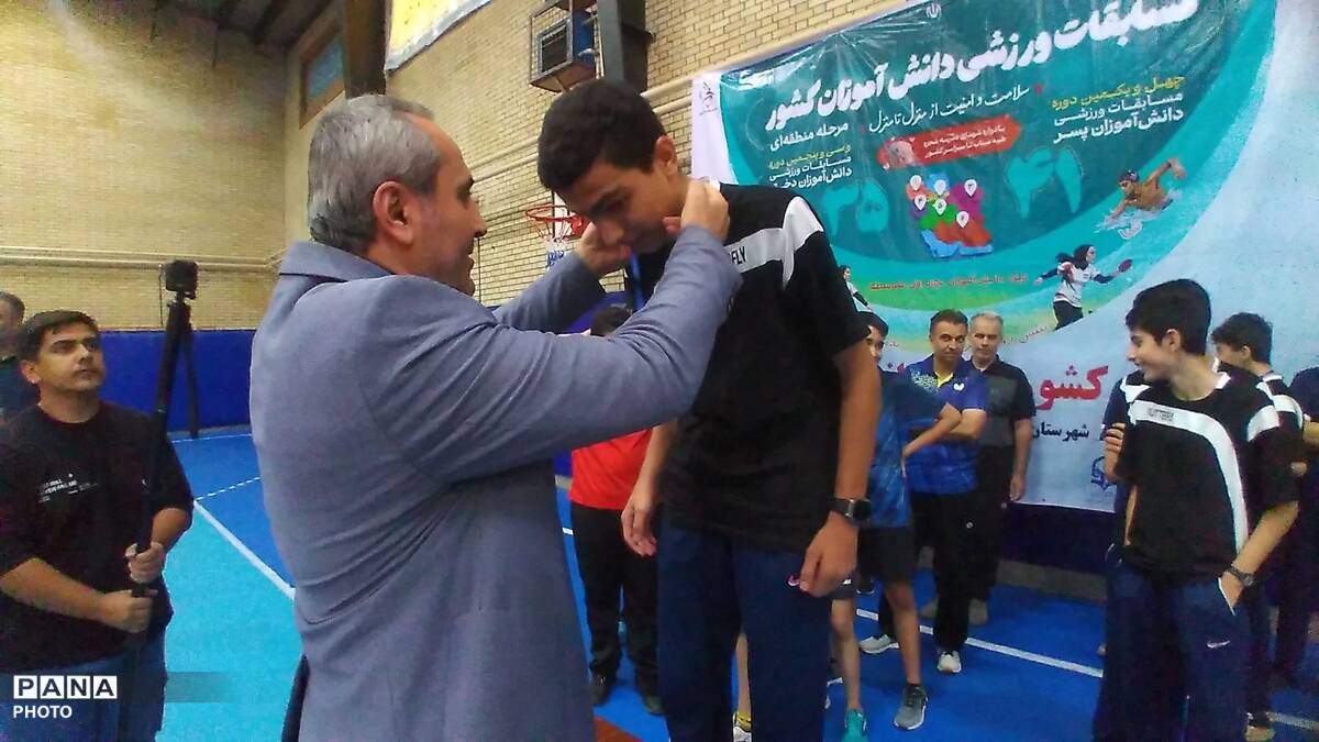 آغاز رقابت دانش‌آموزان تنیس روی میز کشور در البرز 