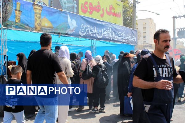 برپایی مراسم جاماندگان اربعین حسینی در امامزاده محمد(ع) کرج