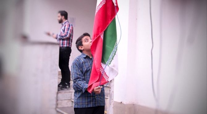 صبحگاه دانش‌آموزی در دبیرستان دوره اول شاهد گرگان