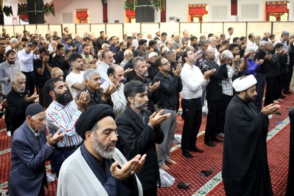 فروغ ایمان و همدلی در نماز جمعه بندرعباس