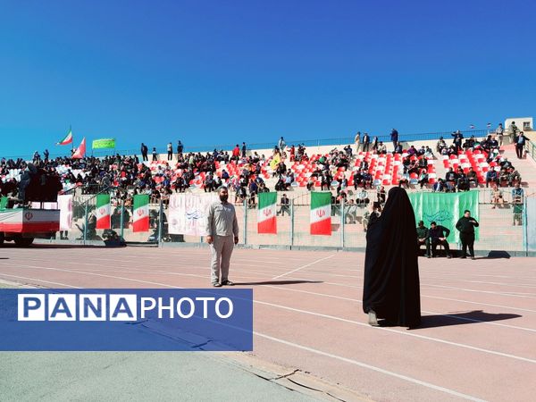 راهپیمایی یوم الله ۲۲  بهمن با حضور پرشور مردم در بوشهر 