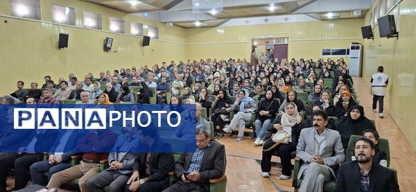 انتخابات انجمن اولیاء و مربیان مدرسه شهید‌رجایی یک بجنورد