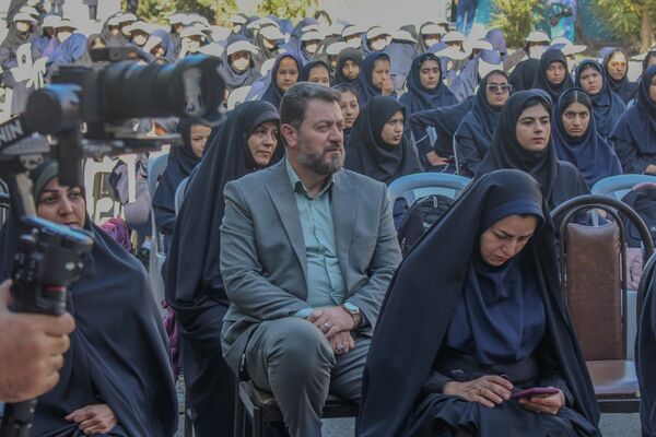 آیین بزرگداشت هفته بهداشت روان و انتخابات همیار مشاوران