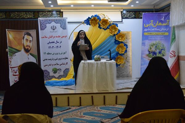 ارتقای سلامت دانش‌آموزان با برگزاری کارگاه آموزشی در مدرسه دخترانه حضرت معصومه(س)