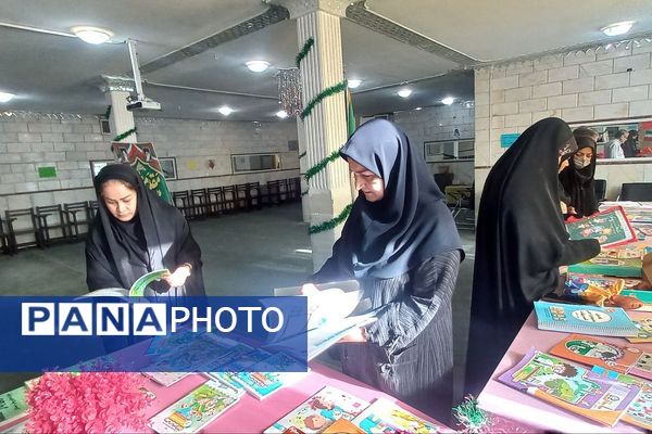 برگزاری نمایشگاه انجمن اسلامی در شهرستان سملقان