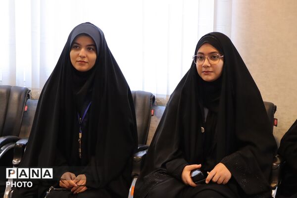 دیداری از جنس مطالبه در ناحیه یک بهارستان