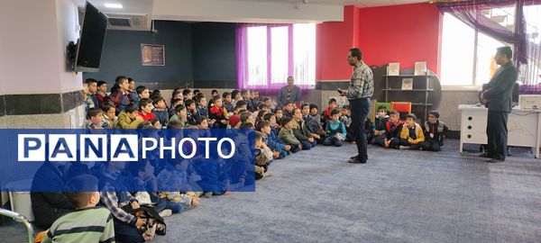 برگزاری کارگاه قصه خوانی دبستان مبین 