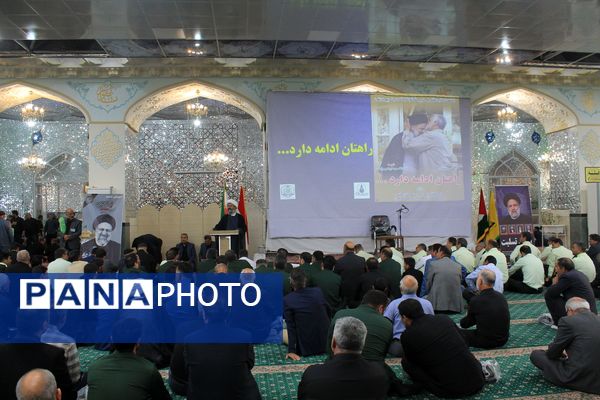 مراسم بزرگداشت شهادت خادم الرضا و همراهان ایشان در کاشمر