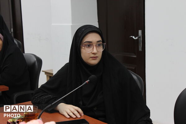 انتصاب سرگروه‌های قطب‌های پرورشی در جلسهٔ کمیته کیفیت‌بخشی اسلامشهر