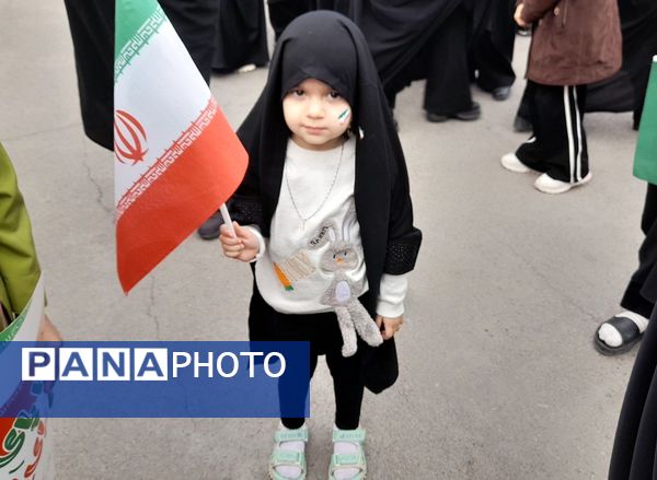 راهپیمایی مردم جعفرآباد قم در جشن سالگرد پیروزی انقلاب