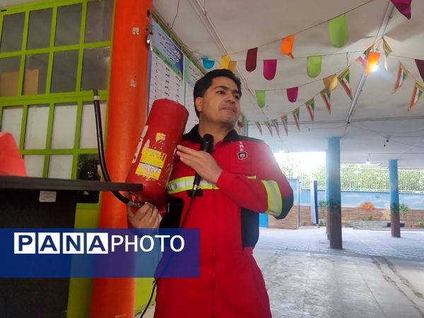 آتش‌نشان نماد عشق و جوانمردی