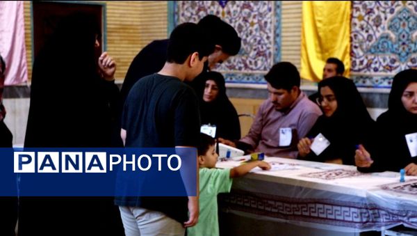 حضور پرشور مردم گلستان پای صندوق‌های رأی