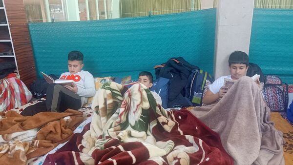 حضور دانش‌آموزان در اعتکاف مسجد امیرالمؤمنین(ع) روستای ایچی