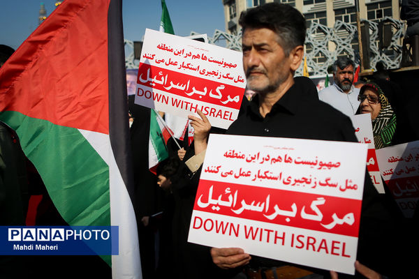 مراسم تشییع پیکر شهید عباس نیلفروشان