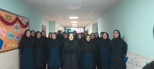 مراسم هفته کتاب و کتابخوانی در دبیرستان فرزانگان استعداد درخشان شهرستان ملارد