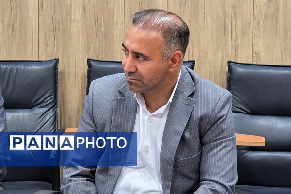 سومین جلسه شورای آموزش و پرورش ناحیه دو بهارستان