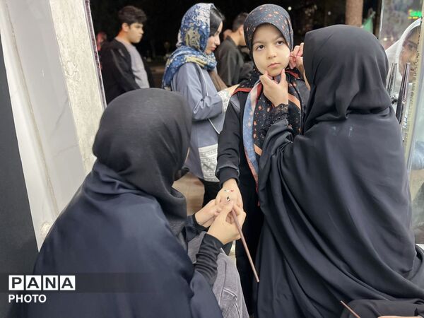 نمایشگاه یادبود شهدای دانش‌آموز میناب