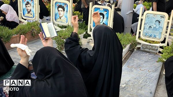 اصفهان غروب عرفه را با عطر دعا نفس کشید