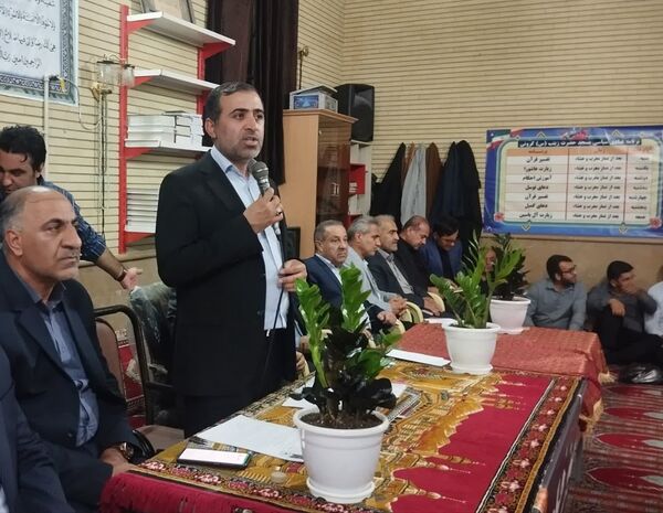  بزرگداشت شهدای ۱۵خرداد در گلزار شهدای شیراز