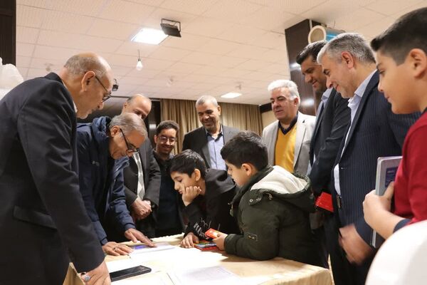 افتتاح نمایشگاه هنری دانش‌آموزی در دبستان دوره دوم سلیمانی