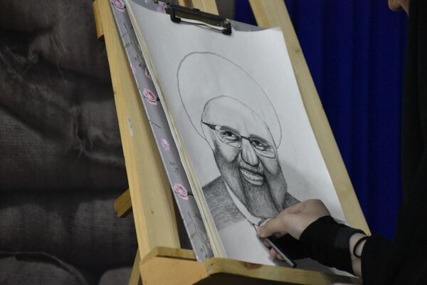 محفل دانش‌آموزان استان اصفهان در سوگ رحلت امام خمینی(ره) و شهدای خدمت