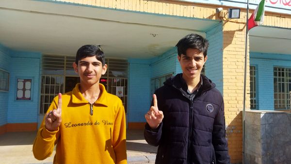 انتخابات شورای دانش آموزی در دبیرستان شاهد ابوذر غفاری نیشابور 