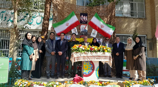 آغاز سال تحصیلی جدید  در دبیرستان شاهد غفاری ناحیه ۲ اصفهان