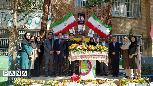 آغاز سال تحصیلی جدید  در دبیرستان شاهد غفاری ناحیه ۲ اصفهان