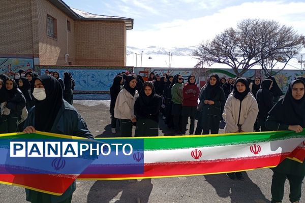 دهه فجر، جشن بصیرت و مقاومت؛ در دبیرستان حضرت معصومه (س) فیروزکوه