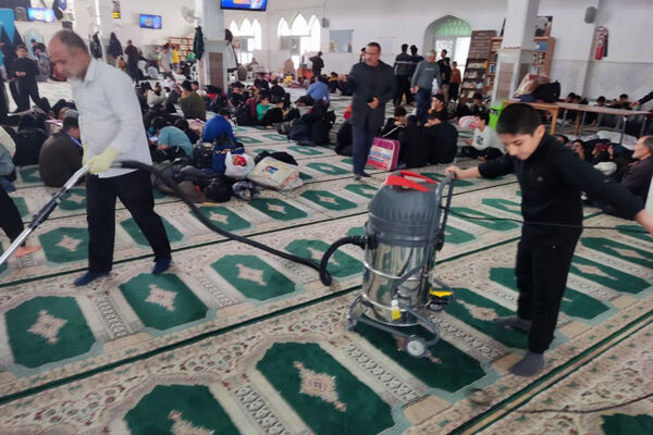 دیدار مدیر آموزش و پرورش شهرستان آباده با دانش‌آموزان معتکف 