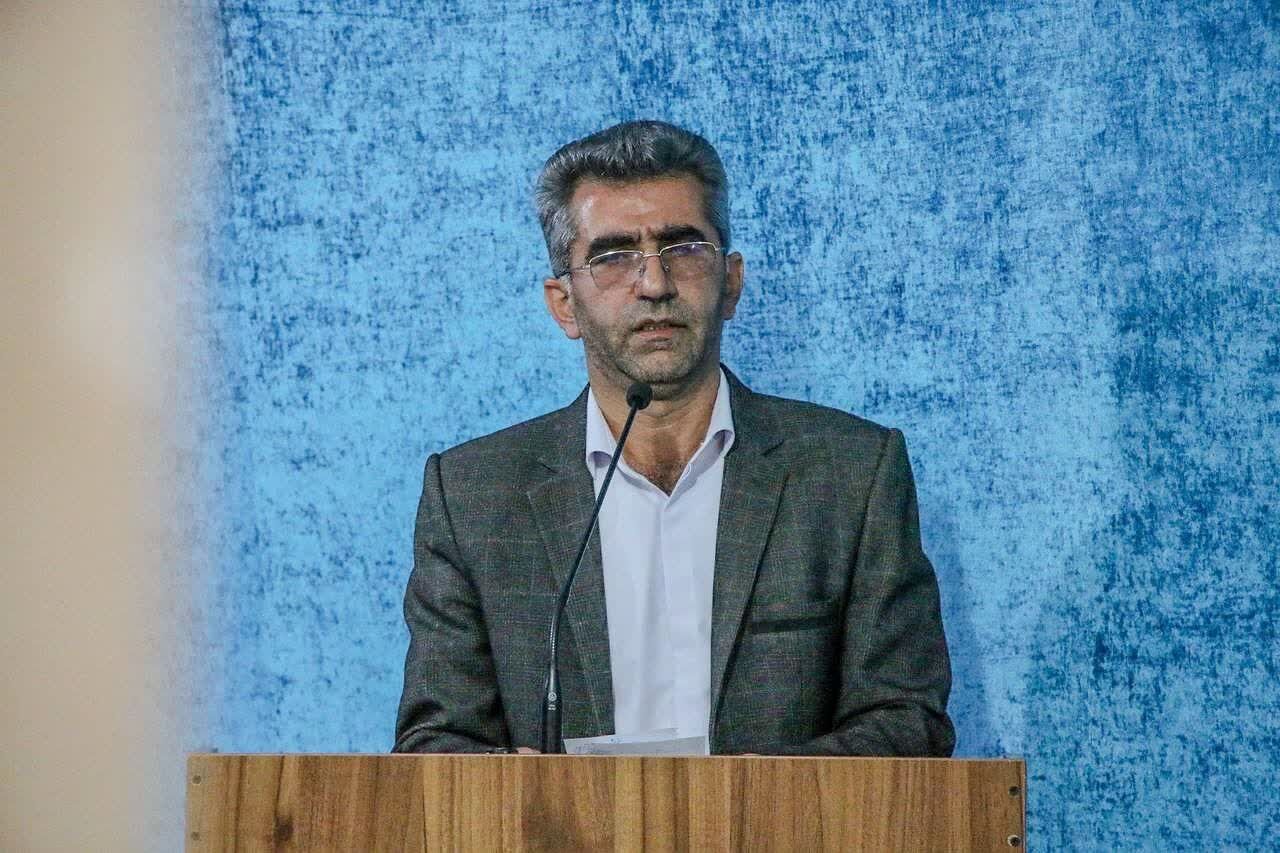 شهدای فرهنگی، معلمانی بودند که قلم را با اسلحه معاوضه کردند