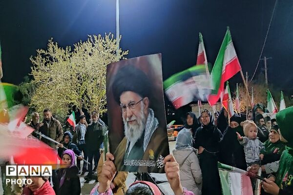 مقاومت در خیابان‌های شهر بار ادامه دارد