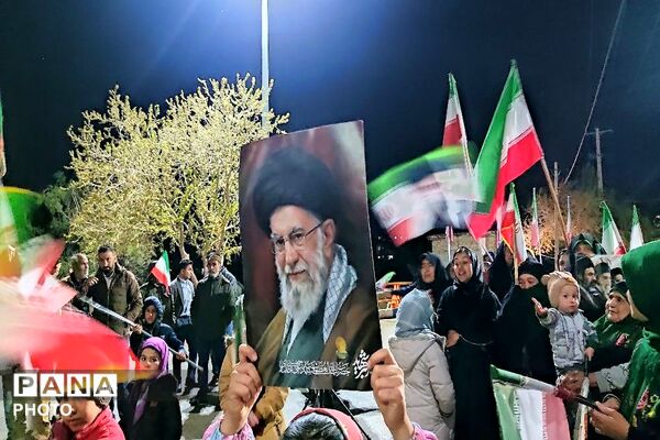 مقاومت در خیابان‌های شهر بار ادامه دارد