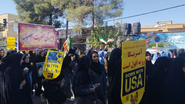 برگزاری راهپیمایی ۱۳ آبان در شهرستان خلیل‌آباد