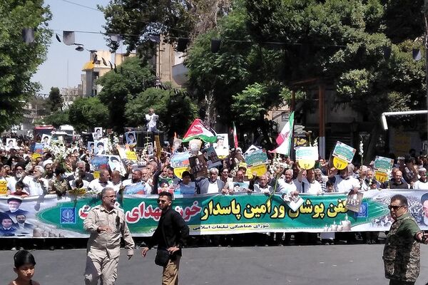 راهپیمایی پانزده خرداد کفن پوشان شهرستان ورامین