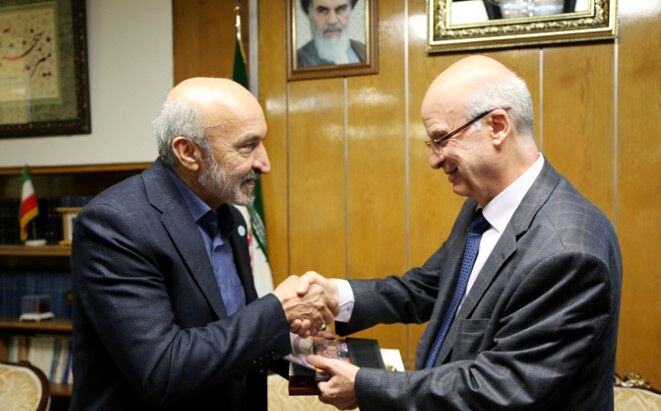 وزیر آموزش و علوم ارمنستان با رئیس دانشگاه تهران دیدار کرد