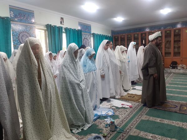 حضور مستمر دانش‌آموزان مدرسه هدی یک در مسجد 