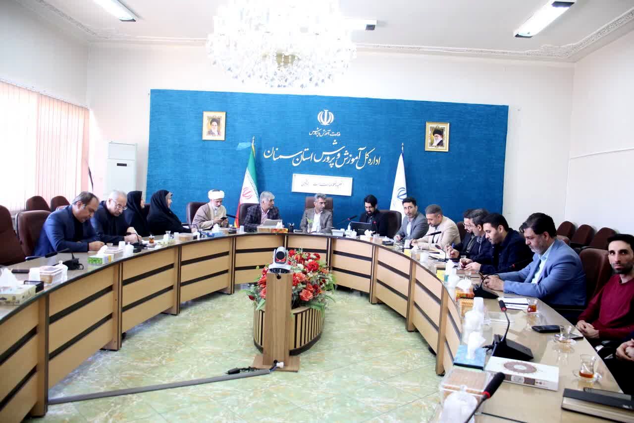 سفر یک روزه معاون فعالیت‌های سازمان دانش‌آموزی کشور به سمنان