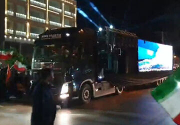 کاروان خودرویی مردم یزدی ساکن شیراز 