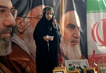 رجزخوانی دانش‌آموز خبرنگار پانا در بلوار اندیشه مشهد