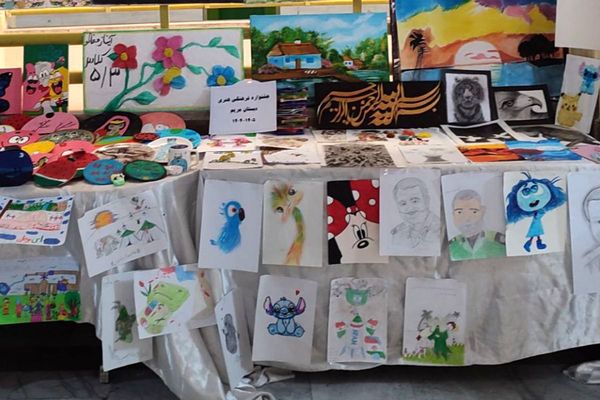 نمایشگاه دست سازه‌های مدرسه مریم بهارستان دو
