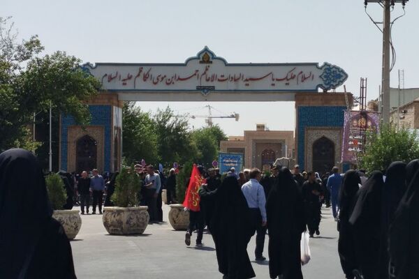 اربعین است و جهان یکسره هیأت شده است