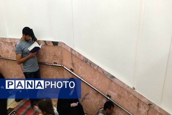 مراسم سومین شب قدر در بارگاه  ملکوتی حضرت امام رضا(ع)