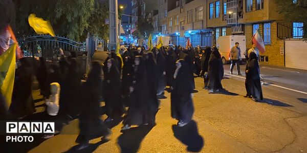 طنین‌ صدای شعار «مرگ بر آمریکا و اسرائیل» در فلکه سوم خزانه 